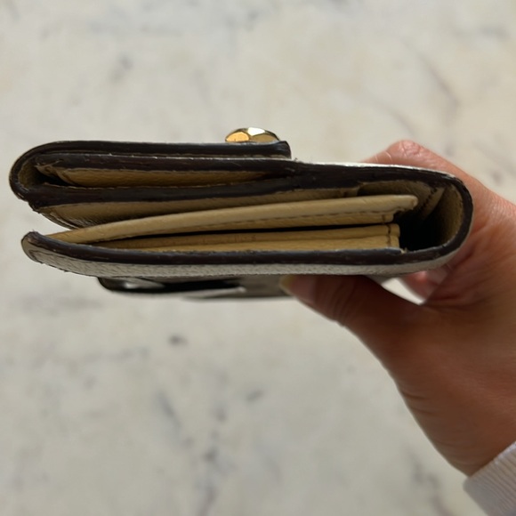 Gucci Wallet - Picture 3 of 15